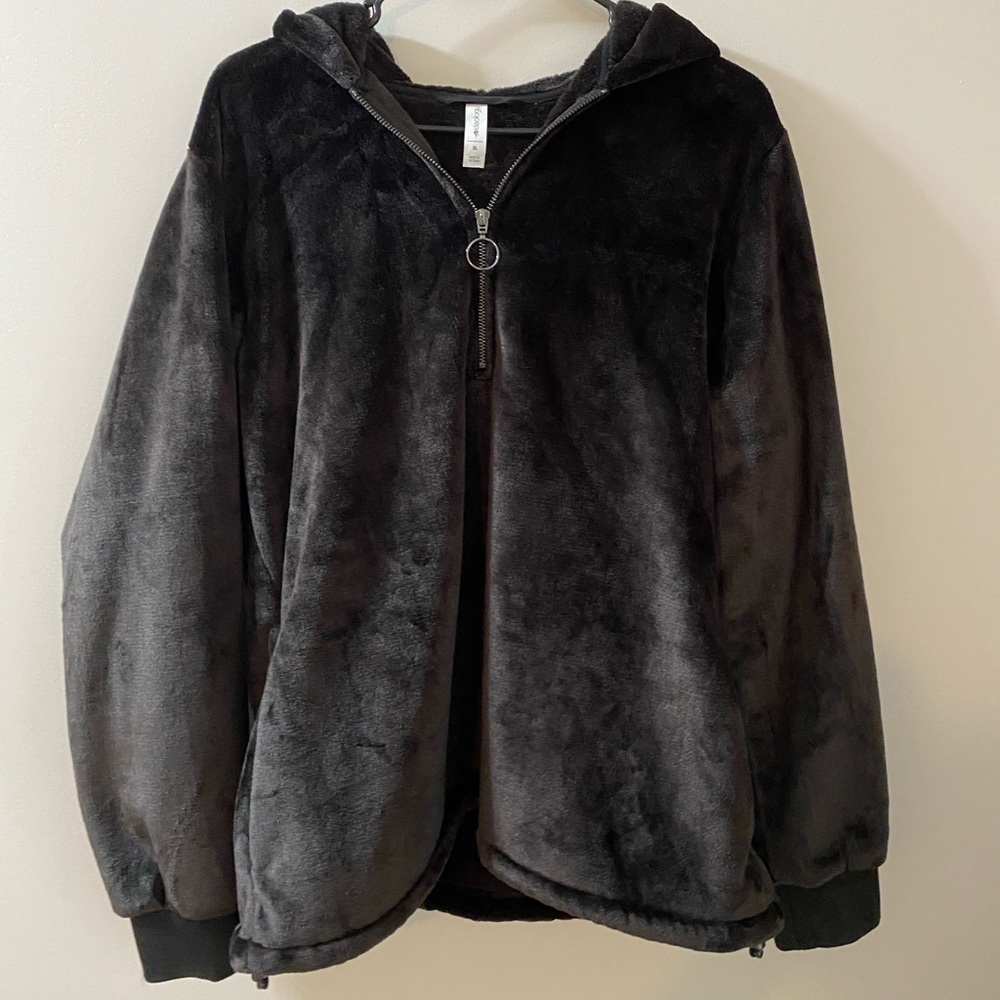 Fuzzy Black Sweatshirt(Never Worn)